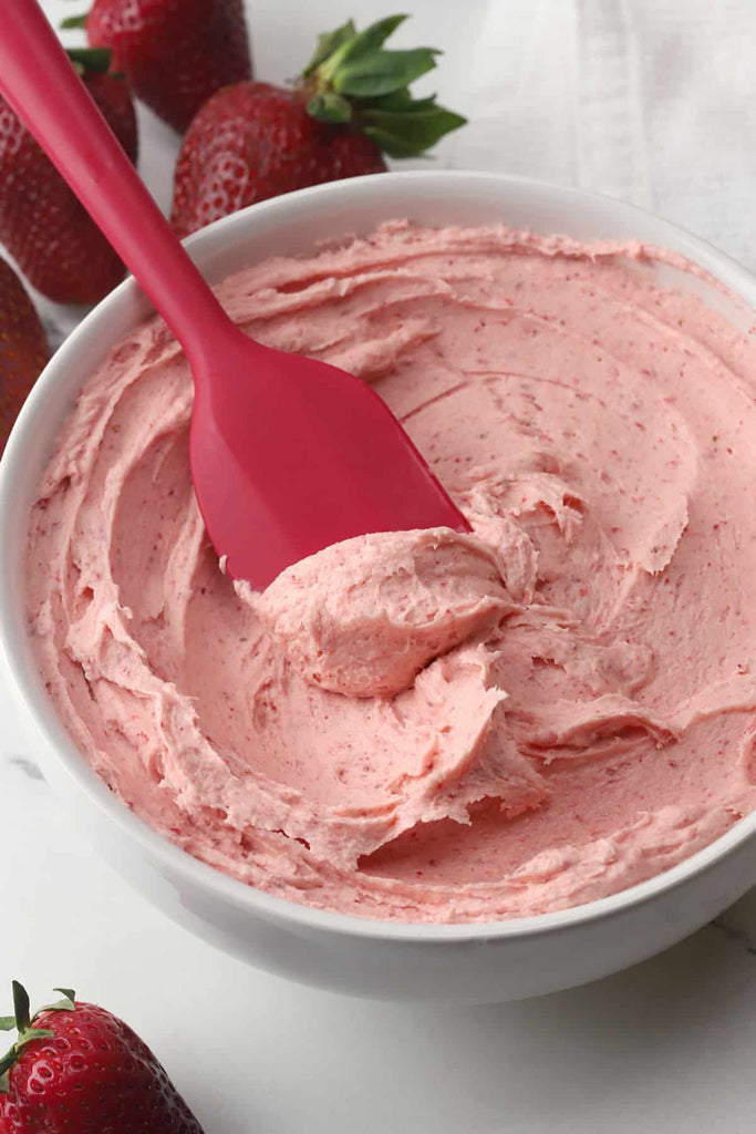 How to Make Strawberry Frosting with Oil Soluble Extract
