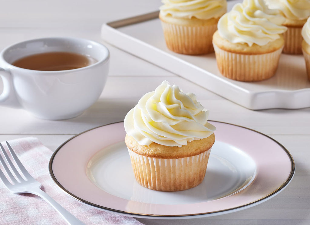 How to Whiten Frosting with Natural White Food Coloring