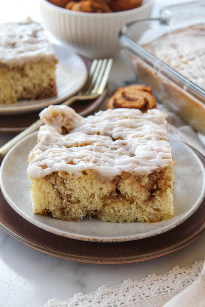 Heavenly Cinnabon Cinnamon Roll Cake