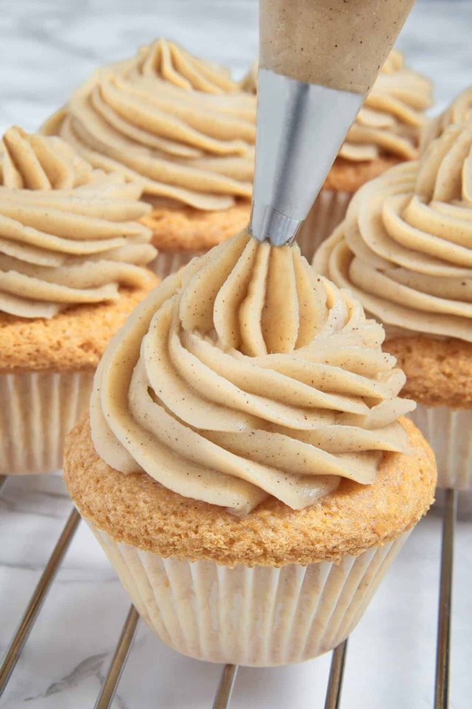 Cinnamon Buttercream Frosting
